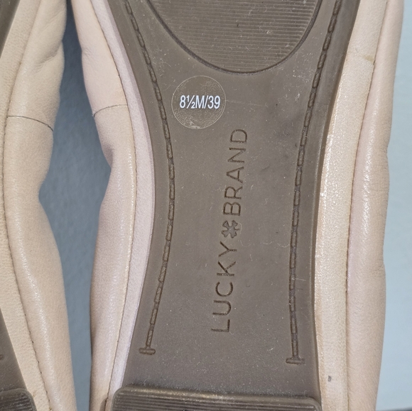 Lucky Brand Women's Emmie Pale Beige Ballet Flat Size 8.5M - Picture 12 of 12